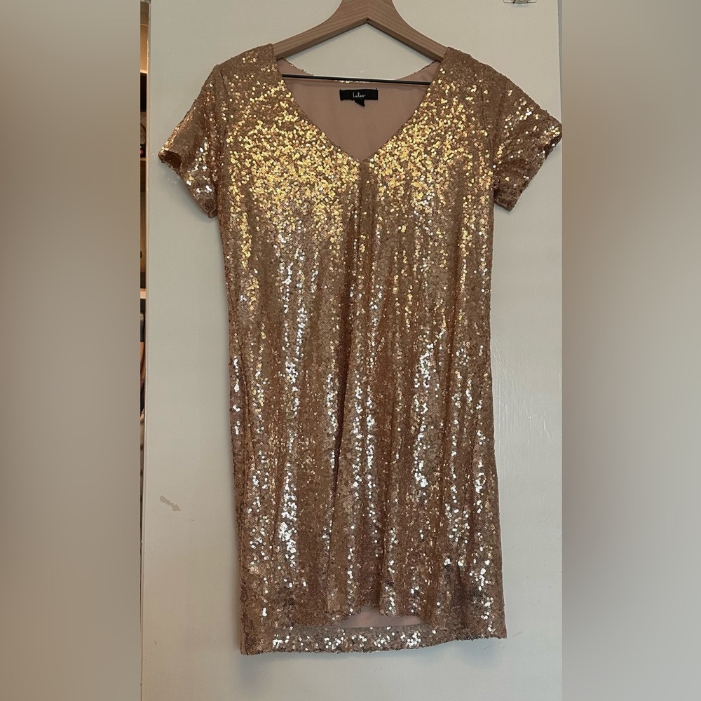 Lulus rose gold sequin dress, never worn size S